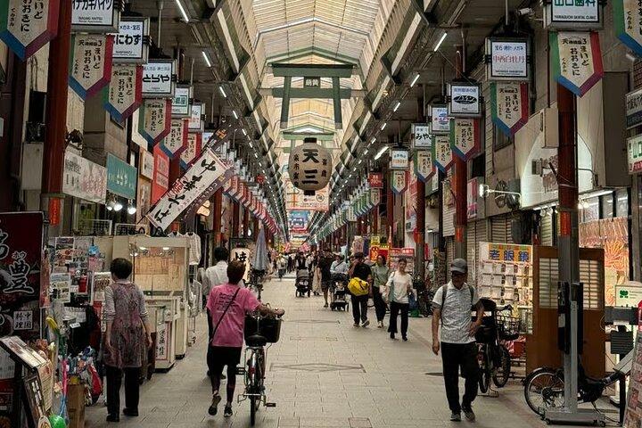 Osaka : Marche du marché de Tenjinbashi et visite d'Osaka Tenmangu