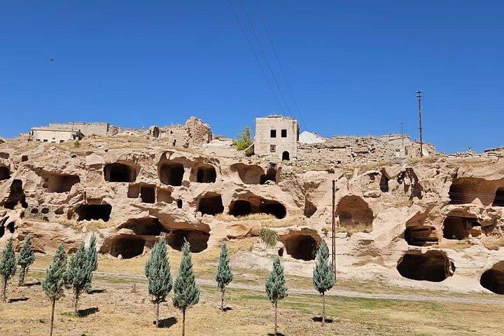 Cappadocia Tour from Istanbul with Flights Cave Hotel