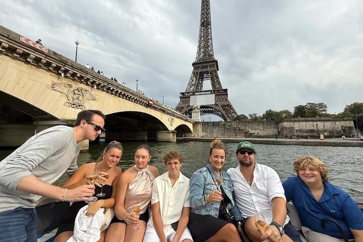 Seine River Sightseeing Cruise and Hop-On Hop-Off Options