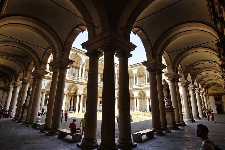 Milan: Pinacoteca di Brera Ticket & Brera Quarter Digital Walk