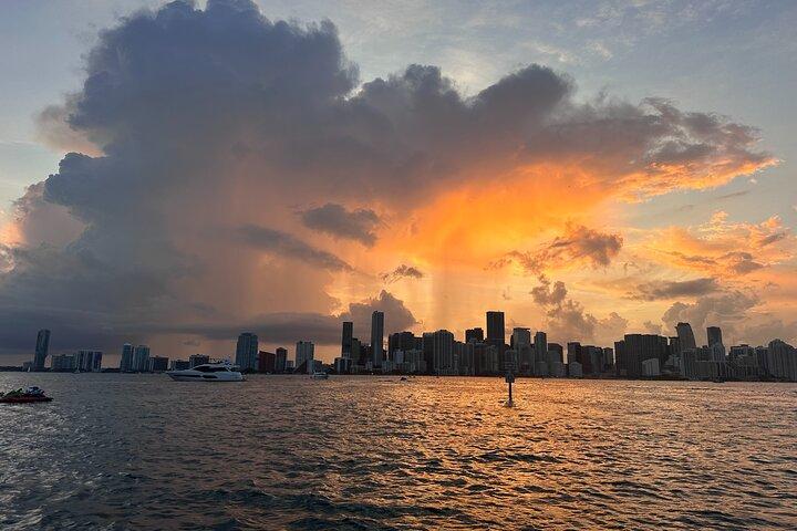 Miami Private Boat Tour Skyline, Star Island & Sandbar