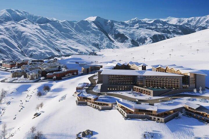 Winter tour naar Gudauri - Ski resort, Ananuri, en Zhinvali
