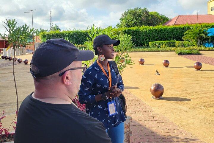 Geführte Tour zu den wichtigsten Sehenswürdigkeiten in Ouidah!