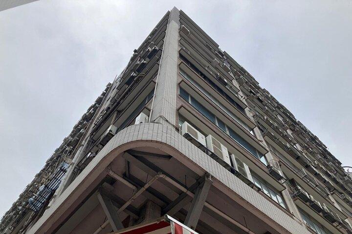 Excursão privada em Hong Kong no Museu M e no distrito comercial de Lai Chi Kok