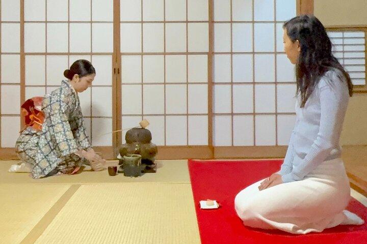 Cerimônia de chá autêntico Shibuya com instrutor experiente