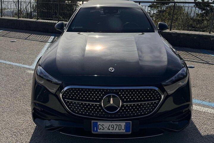 Transfert privé de Naples/Salerno à Sorrente, ou vice versa