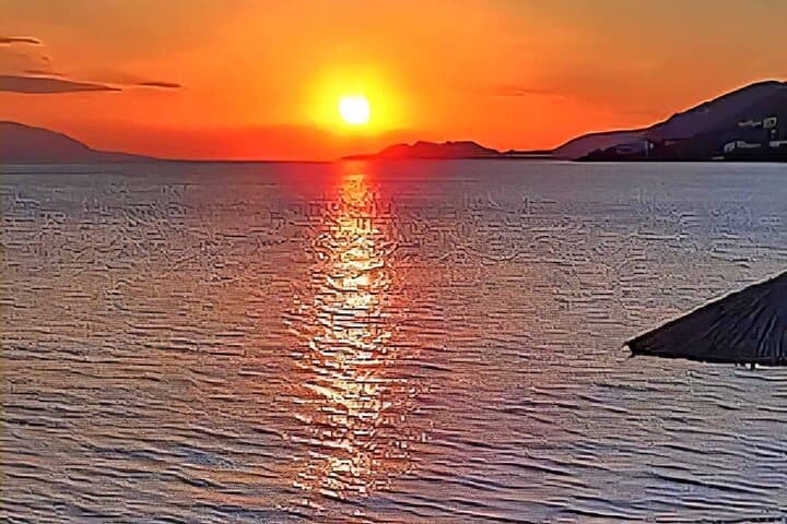Athens: Lake Vouliagmeni Corinthian Swim & Heraion site Sunset