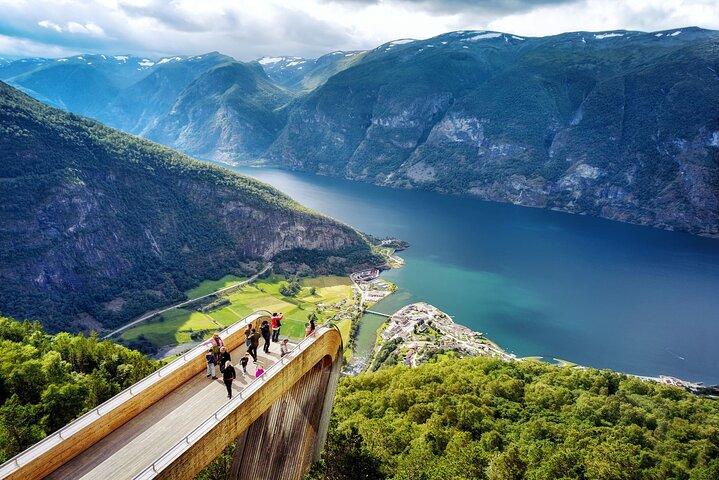Bergen : crociera sul fiordo di Nærøy dell'UNESCO, Flåm e Stegastein - Pranzo incluso