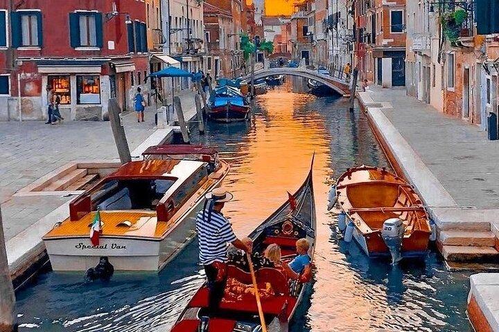 Exclusivo 1 - Hora VIP Private Gondola Ride com Champagne