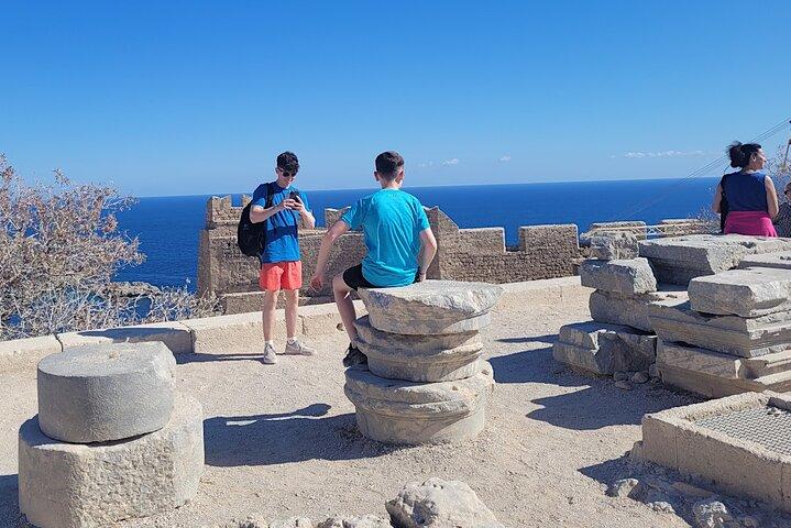 Lindos Acropolis Family Treasure Hunt and Tour w/Tickets