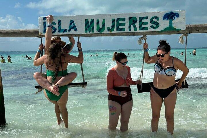 Deluxe Catamaran Trip to Isla Mujeres, from Costa Mujeres Resorts