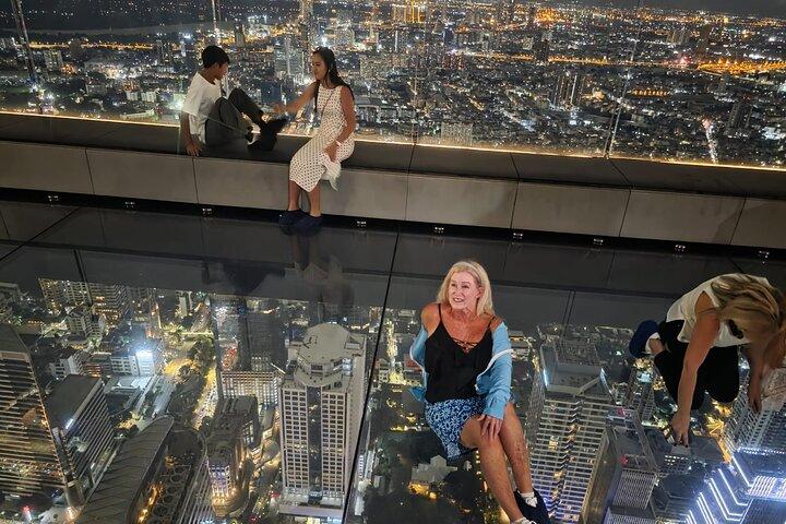 Mahanakhon Sky Walk Tour i Bangkok