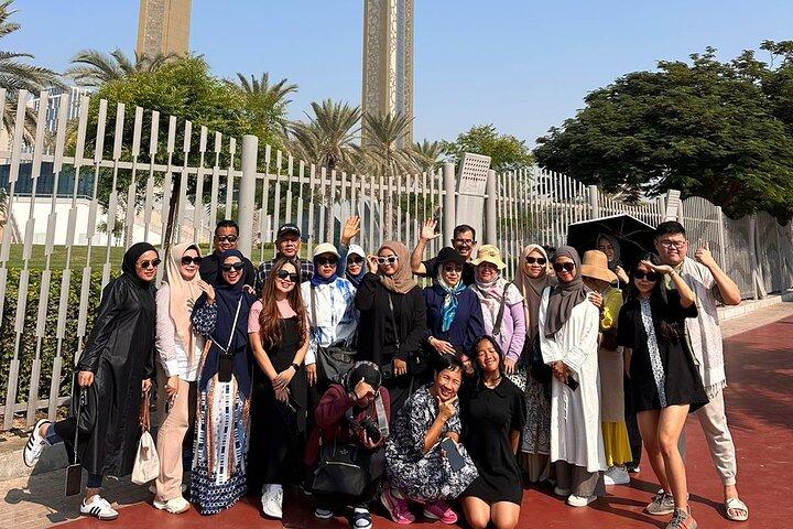 Dubai Stadtrundfahrt mit Burj Khalifa an der Spitze und Hoteltransfer