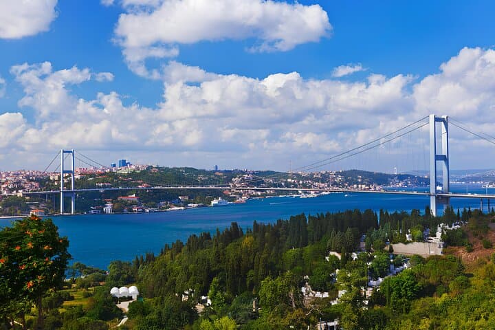 Best of Istanbul Europe & Asia Full-Day Tour