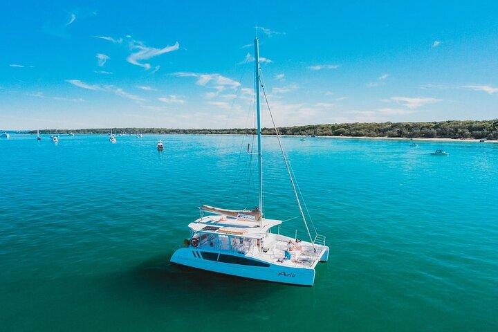 Brisbane Region : Peel Island Cruise