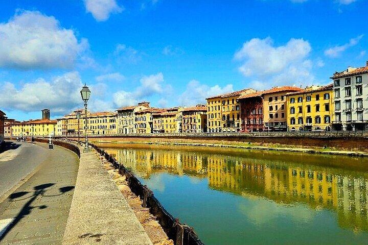 Von Marina di Carrara aus: Eine Tour durch Pisa, Lucca und die Aromen der Heimat