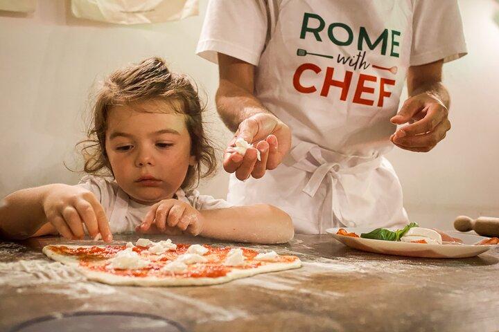 Roma: Classe de culinária de pizza e tiramisu perto do Coliseu