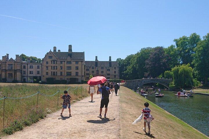 Die unterhaltsamste Tour durch Cambridge von einem Ex-Studenten