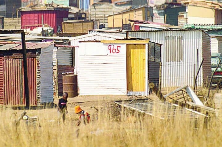 Minivan Soweto Mandela House Tour Public