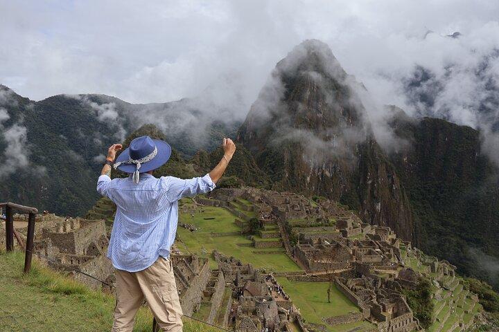 Machu Picchu 2 Day Tour from Cusco by car 2D & 1N