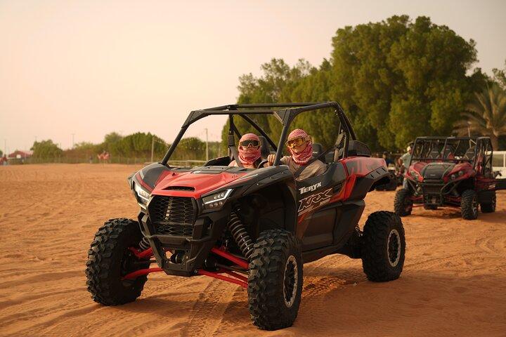 Safari en buggy Dubaï Red Dunes Dune avec balade en chameau