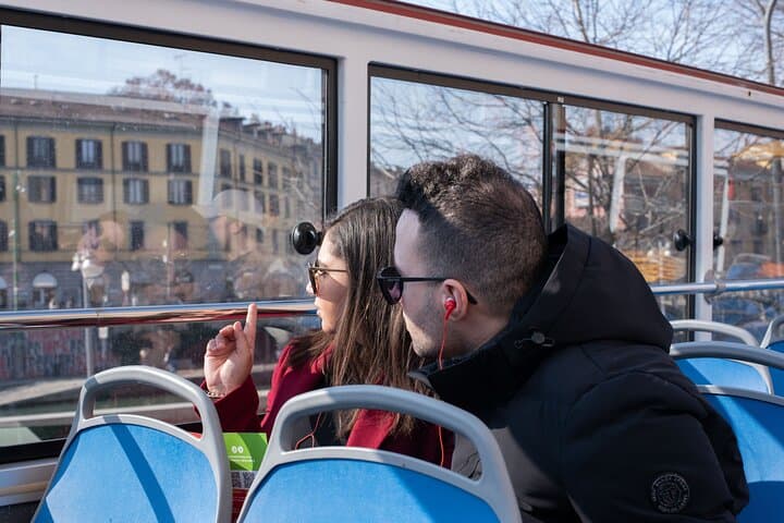 Gray Line Milan Hop-On Hop-Off Tour with Audio Guide