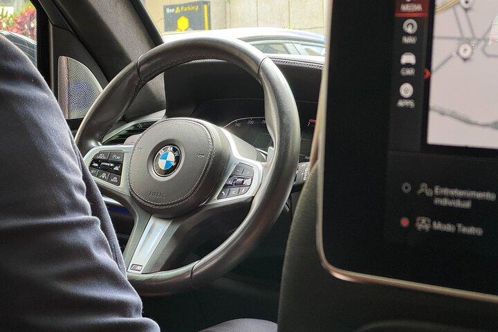 Transporte privado de aeroporto com veículo de luxo e blindado