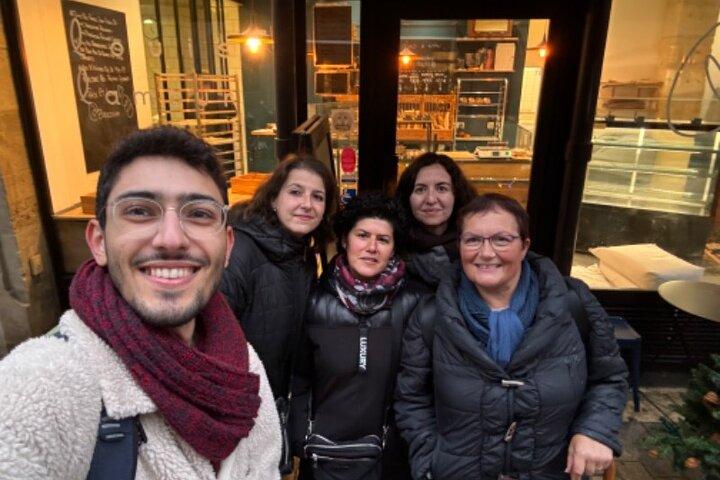 Bordeaux Private Walking Tour com um local