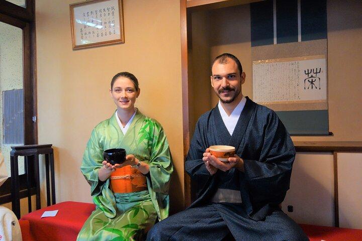 Kyoto: Sonderangebot – Teezeremonie und Kimono in einem Machiya