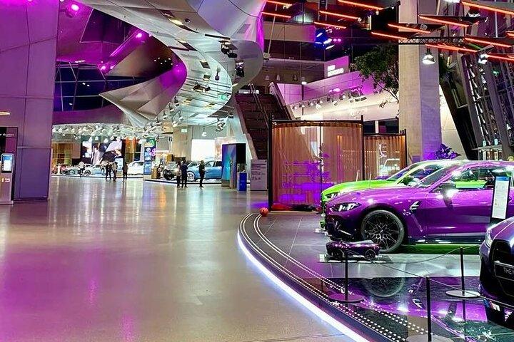 Visita guiada privada ao BMW Museum e BMW Welt