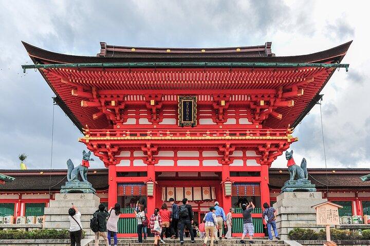Kioto : Tour privado Fushimi Inari Taisha, Kiyomizu-dera & Gion