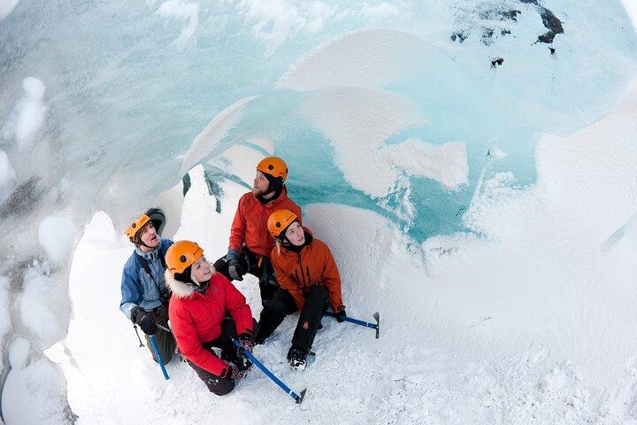 Sólheimajökull Glacier Hike - Aventura en hielo azul para grupos pequeños
