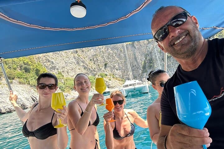 3 - Day Sailing Experience : Learn & Explore Capri and Amalfi Coast