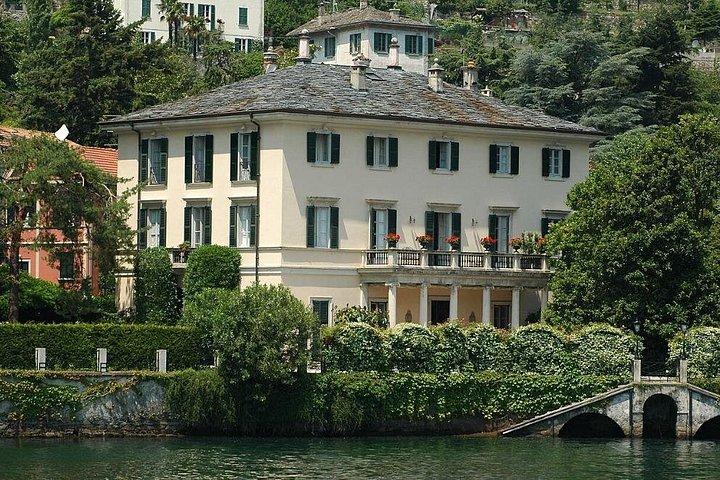 Tour aboard the iconic Bertram 31 Sedan on Lake Como