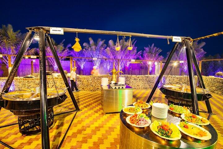 Dubaï : Dune Bashing Red Dunes 4x4 Pick & Drop Shows Dinner Camel