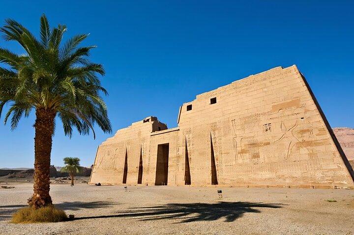 Private HalfDay LuxorTour Valley of Kings& Medinat Habu&Hatshepsu