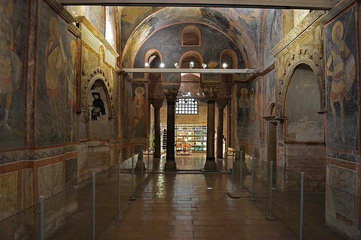 Chora Mosque and Balat Walking Tour with Sunset Cruise