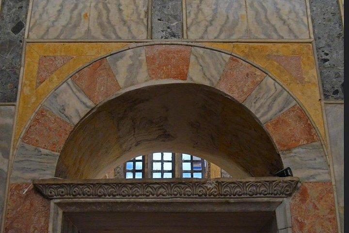 Chora Mosque and Balat Walking Tour with Sunset Cruise