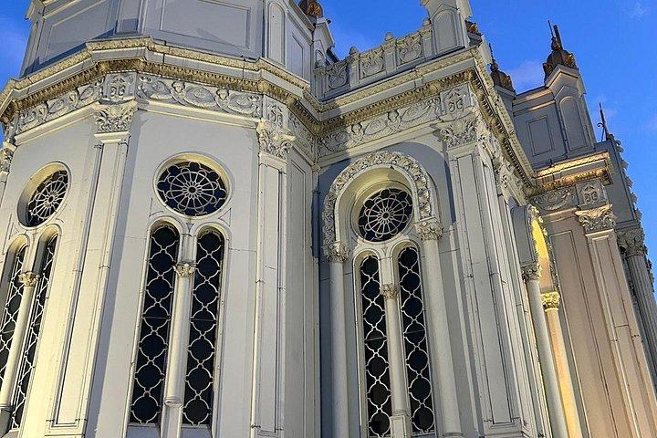 Chora Mosque and Balat Walking Tour with Sunset Cruise
