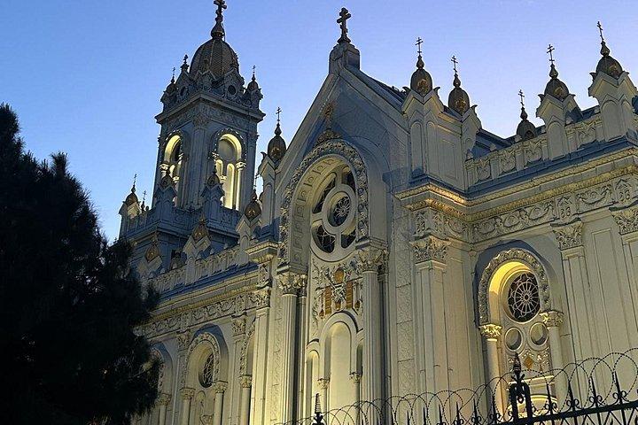 Chora Mosque and Balat Walking Tour with Sunset Cruise