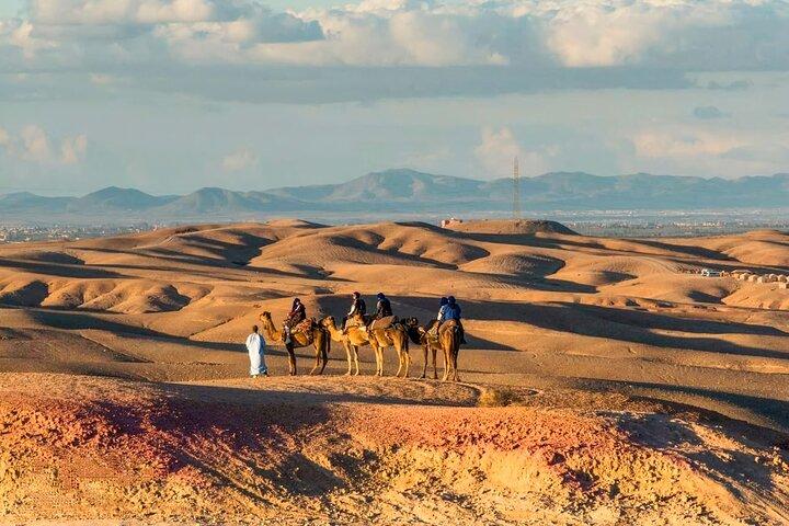 Marrakech : Agafay Desert Quad & Camel Ride met dinershow