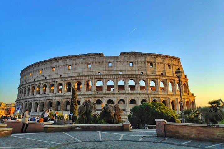 Excursão ao Coliseu, Palatina e Fórum Romano