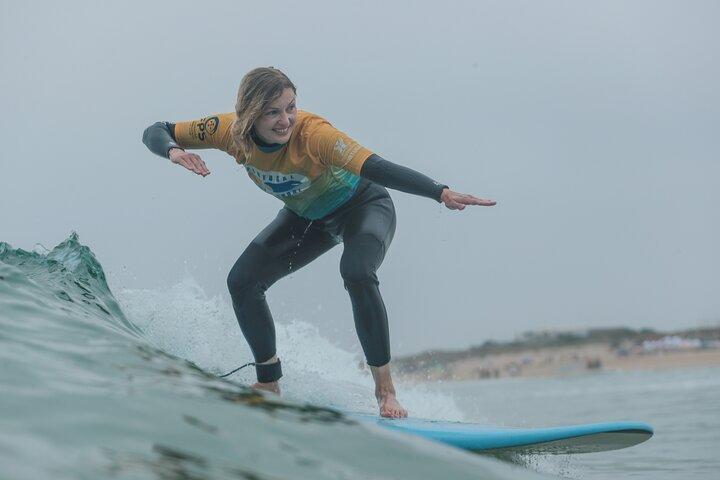Lisbonne : expérience de surf sur la Costa da Caparica - Cours de surf en groupe