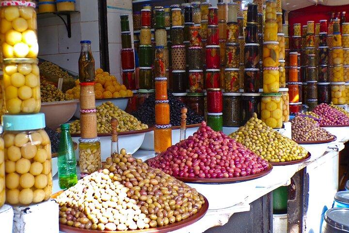 Marrakech : Madrasa Ben Youssef、Secret Garden & Souks