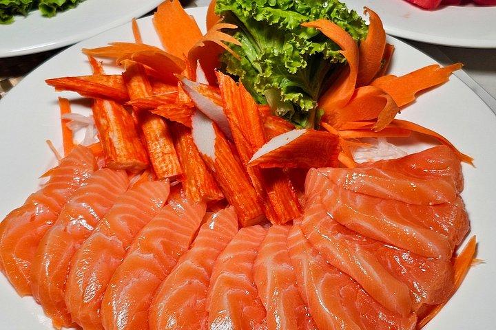 バンコクのノアチャオプラヤーサンセットクルーズ（ビュッフェ付き）