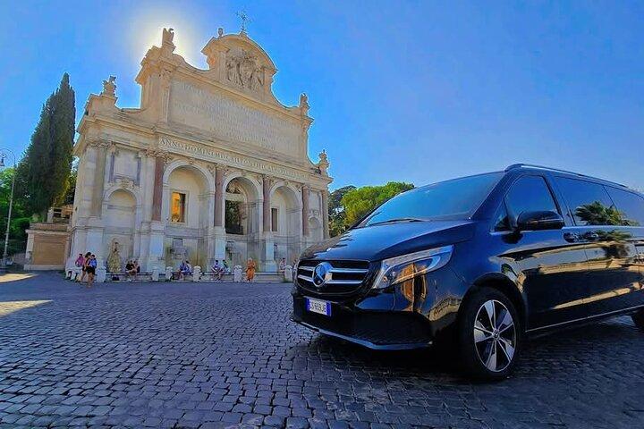 Transfer privato di lusso dall'aeroporto di Roma al centro città