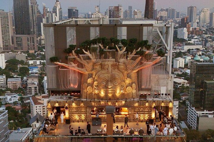 Lamaya Bangkok para el té de la tarde y la bebida del atardecer