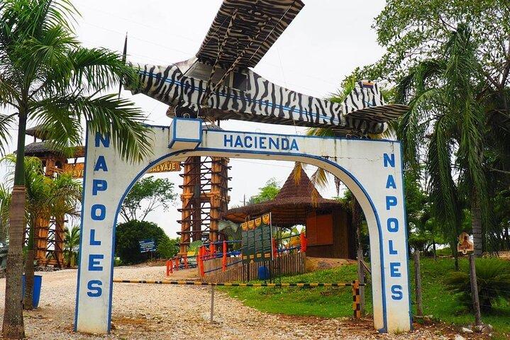 Premium-Tour zum Themenpark Hacienda Napoles von Pablo Escobar