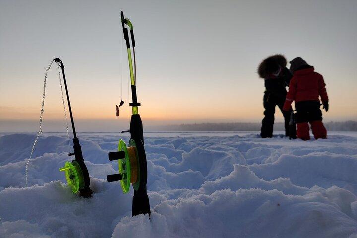 Pesca en moto de nieve y hielo : una introducción rápida (Privada)