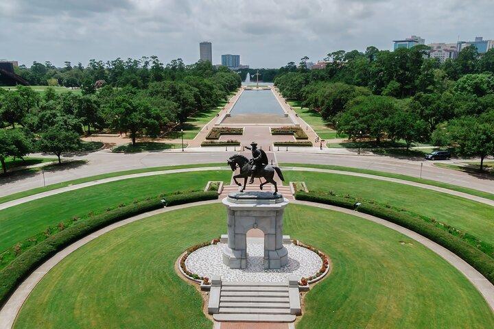 Hoteller i nærheden af Houston Downtown Highlights Private Guided Walking Tour